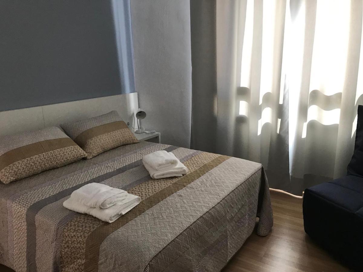 Hostal Casiano Camarasa Экстерьер фото
