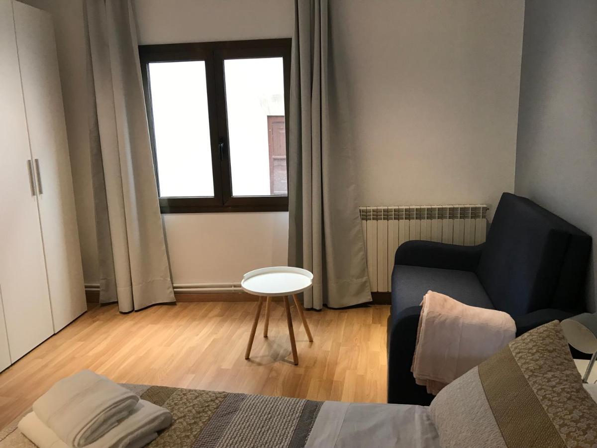 Hostal Casiano Camarasa Экстерьер фото