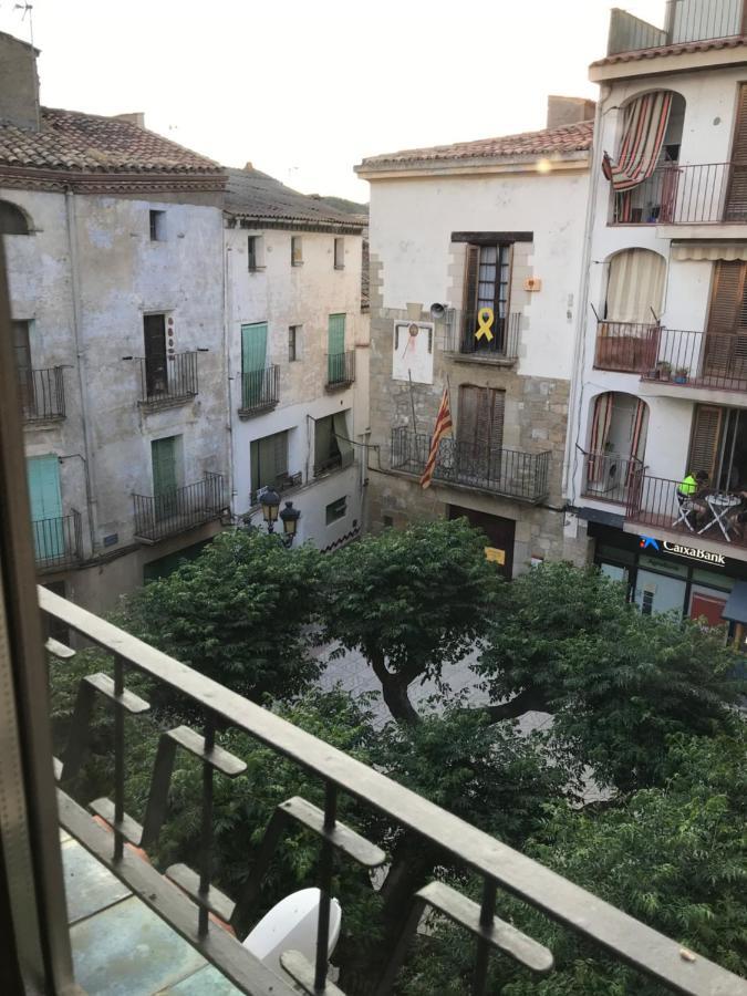 Hostal Casiano Camarasa Экстерьер фото